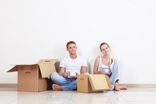 Local moving support for a flat or house in Queens Park
